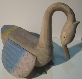 CISNE MADERA MACIZA 54 ALTO